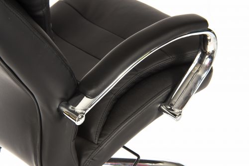 Teknik Goliath Light Executive Black Leather Faced Office Chair with Matching Padded Armrests and 150kg Rated Gas Lift - image 4