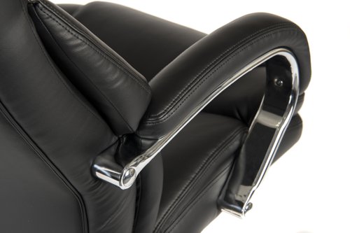 Teknik Colossus Heavy Duty Executive chair with bonded leather faced backrest, stylish chrome armrests with soft pads - image 3