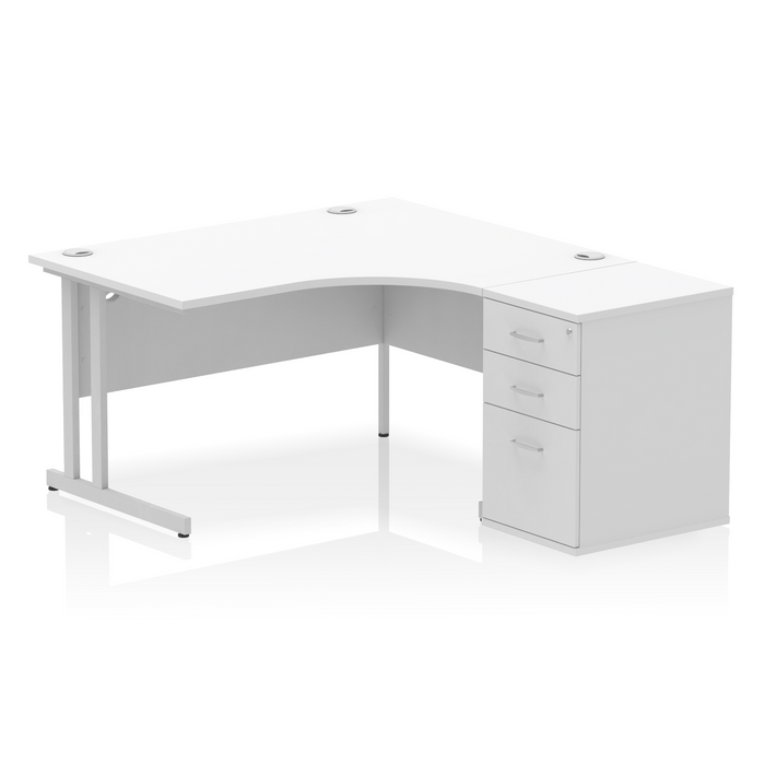 EE - Impulse Cantilever Right Crescent Desk Worksation with 600 Deep Desk High Pedestal