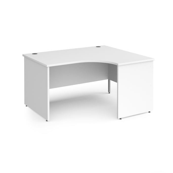 Contract 25 right hand ergonomic desk with panel ends and corner leg