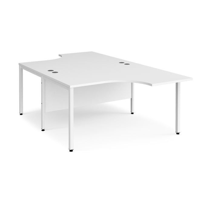 Maestro 25 back to back ergonomic desk with bench leg frame