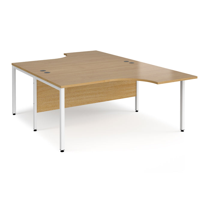 Maestro 25 back to back ergonomic desk with bench leg frame