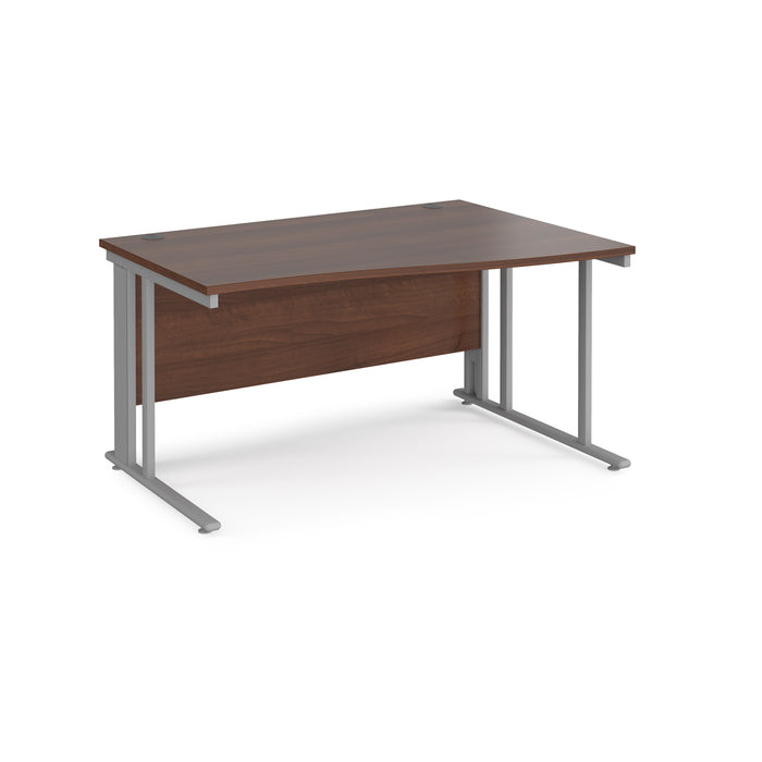 Maestro 25 right hand wave desk with cable managed leg frame