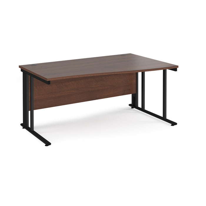 Maestro 25 right hand wave desk with cable managed leg frame